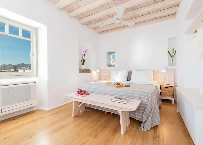 كلاود بلو * Mykonos Town